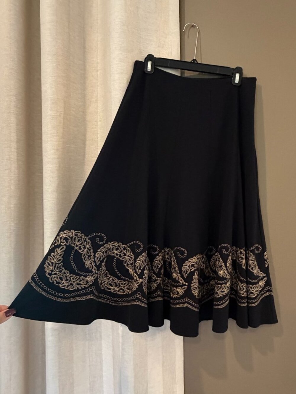 Allison Taylor Black & Tan Flare Embroidered A-Line Skirt Office, Size 6